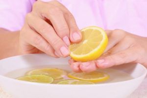 Лимон против грибка ногтей