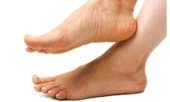Чем лечить грибок на пальцах ног